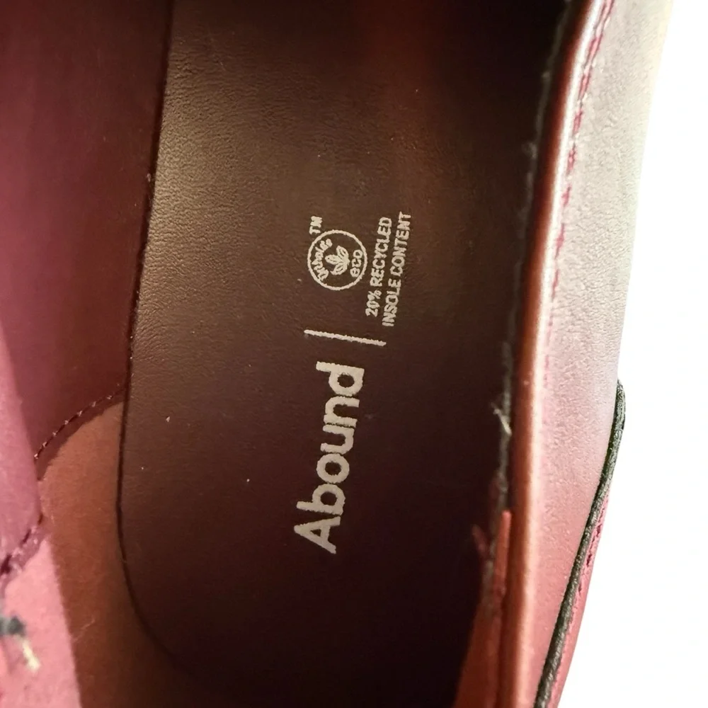 Abound Men’s Burgundy Leather Loafers Size 9 – Classic Slip-On Dress Shoes